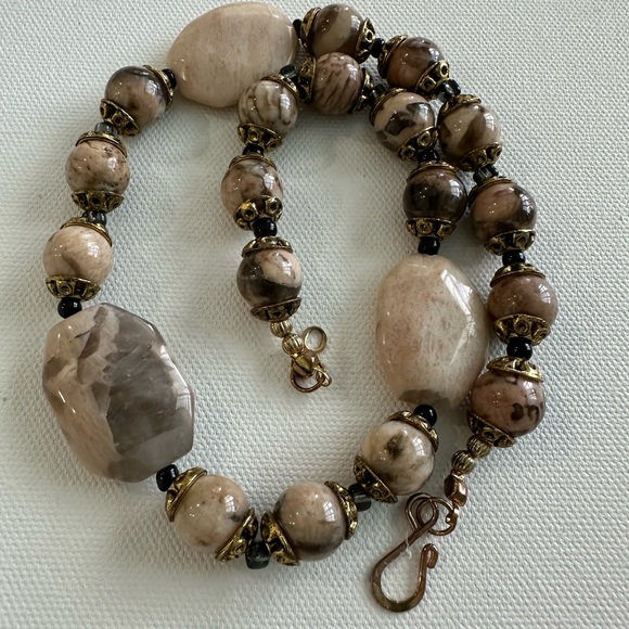 Polished Artisan Stone Necklace Sunstone Moonstone Agate 18” - Picture 5 of 6